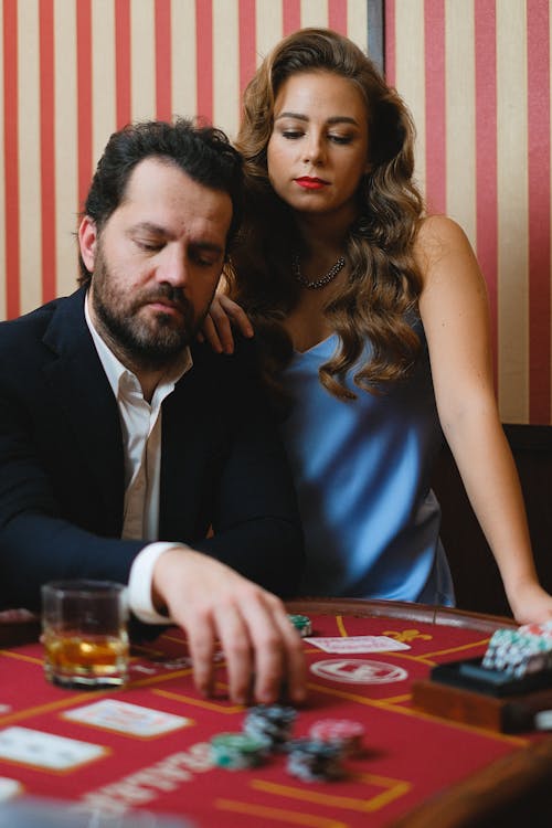 Syndikoitu Luotto: Rahoitusjärjestelyt Ja Niiden Toiminta