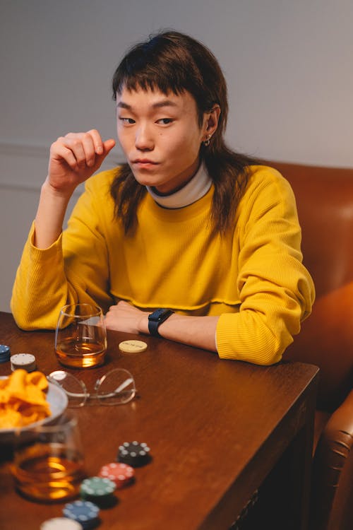 Yhtiölaina Korko: Miten Se Vaikuttaa Taloyhtiön Ja Osakkaiden Talouteen