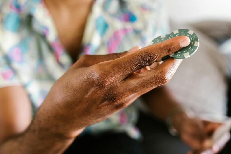 Visa Debit Maksaminen Netissä: Miten Käyttää Visa Debit -korttia Verkkopankkivirtauksissa